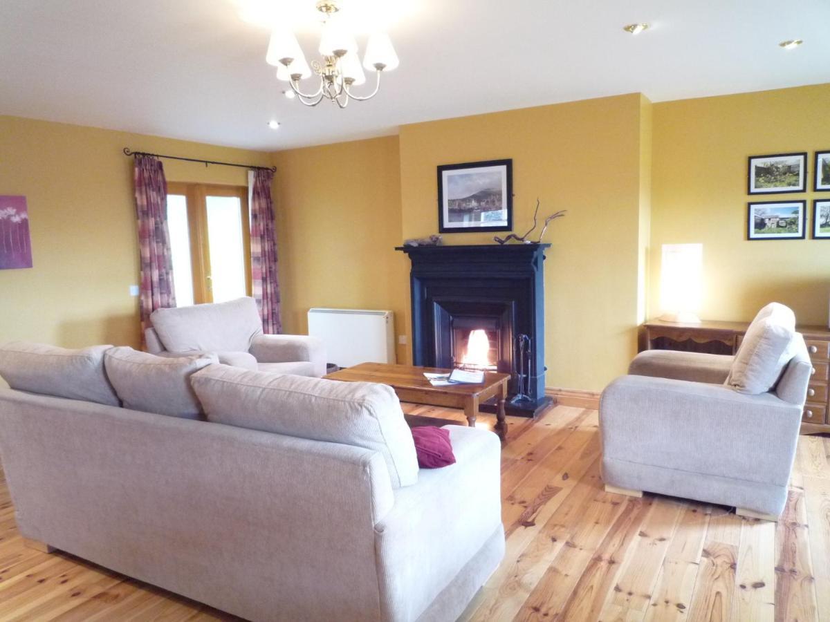 Dingle Courtyard Holiday Homes 3 Bed Room photo