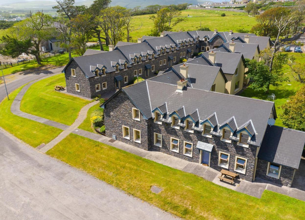 Dingle Courtyard Holiday Homes 3 Bed Exterior photo