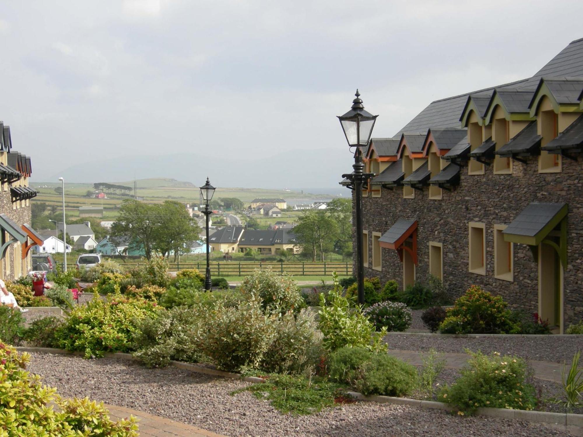 Dingle Courtyard Holiday Homes 3 Bed Room photo